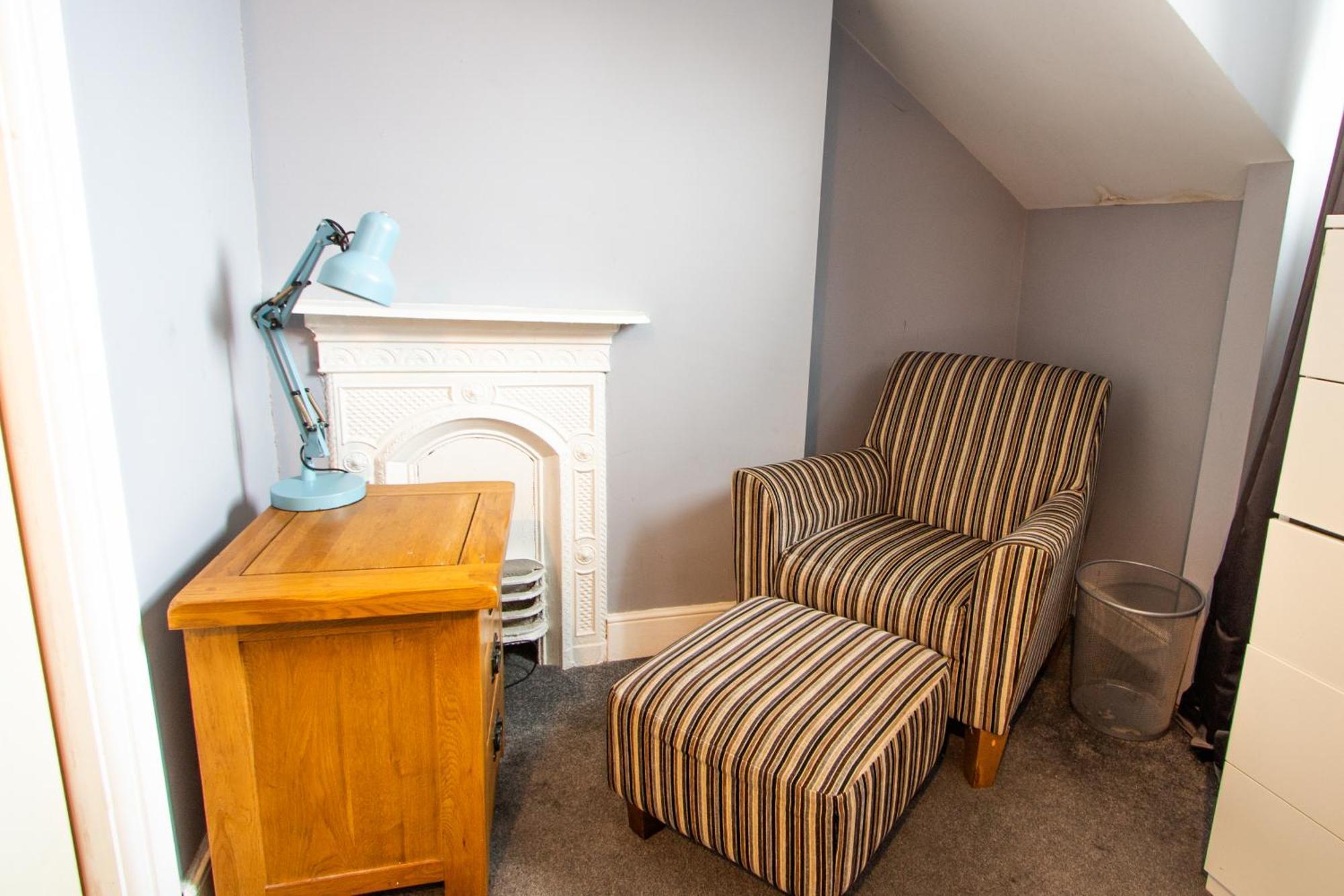 Homely Ensuite Room Near City Centre مانشستر المظهر الخارجي الصورة